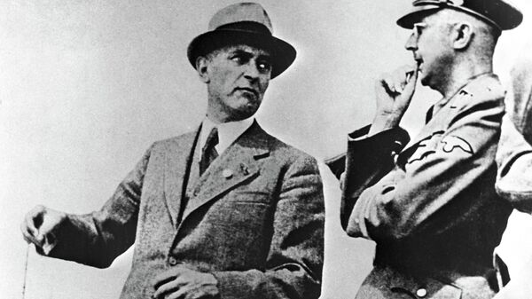 Макс Фауст и рейхсфюрер СС Генрих Гиммлер (слева направо)