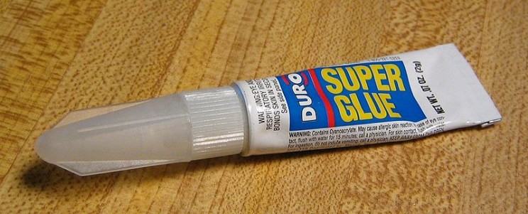 accidental scientific discoveries super glue