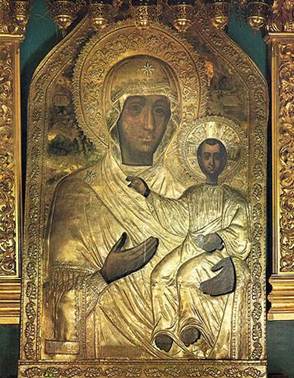 В 1525 г. иконостас нового монастыря украсила знаменитая икона Смоленской Богородицы