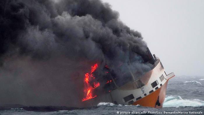 Vessel Grande America burning before sinking in the Atlantic Ocean (photo: Loic Bernardin/Marine Nationale via AP)